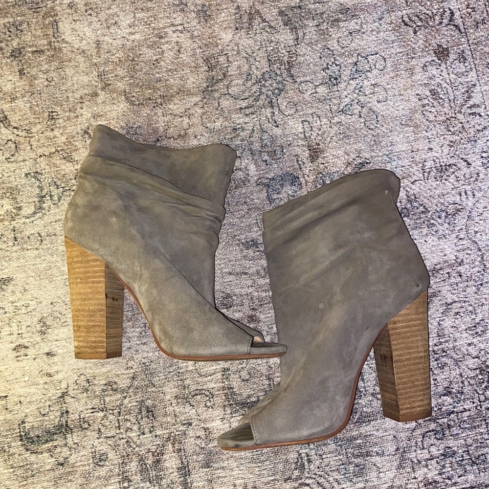Kristin Cavallari x Chinese Laundry bootie, Laurel